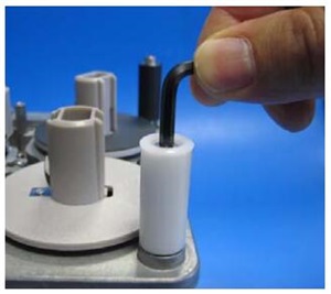 更換色帶導(dǎo)向卷軸步驟一